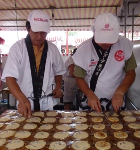 Making Japanese cookies