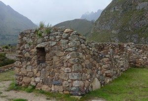 Another Inka ruin on a ridge