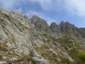 Rocky downhill hike to the refuge below