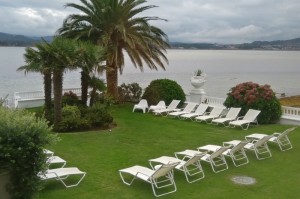 Outdoor wedding venue for fine weather